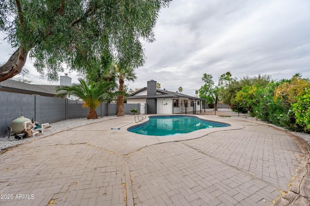 297 S HACIENDA Circle, Litchfield Park, AZ 85340