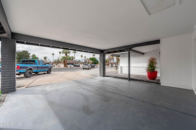 297 S HACIENDA Circle, Litchfield Park, AZ 85340