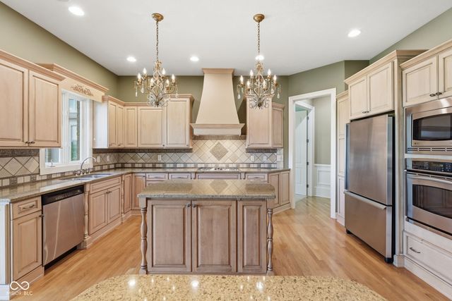 16393 Valhalla Drive, Noblesville, IN 46060