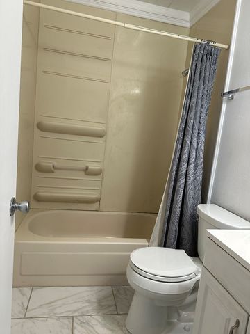 1204 S Mary St, Crane, TX 79731