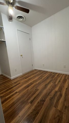 1204 S Mary St, Crane, TX 79731