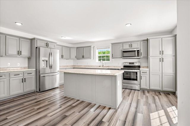 668 Slate Lick Road, London, KY 40741