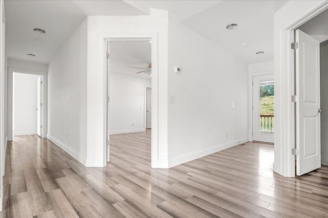 668 Slate Lick Road, London, KY 40741