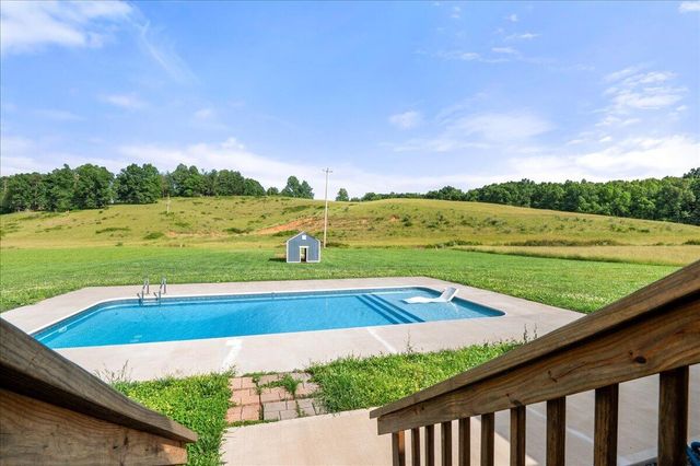668 Slate Lick Road, London, KY 40741