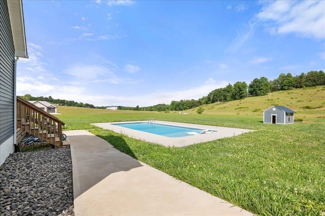 668 Slate Lick Road, London, KY 40741
