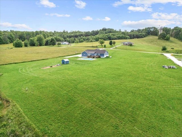 668 Slate Lick Road, London, KY 40741
