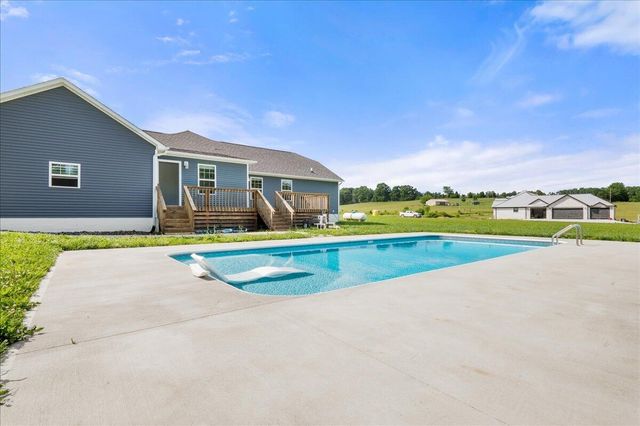 668 Slate Lick Road, London, KY 40741