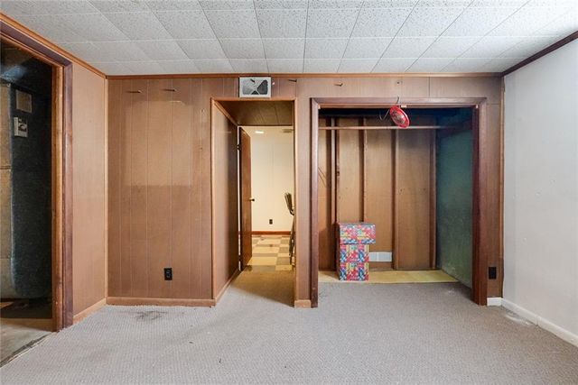 8304 Willow Way, Raytown, MO 64138