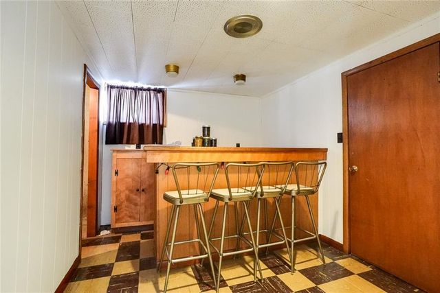 8304 Willow Way, Raytown, MO 64138