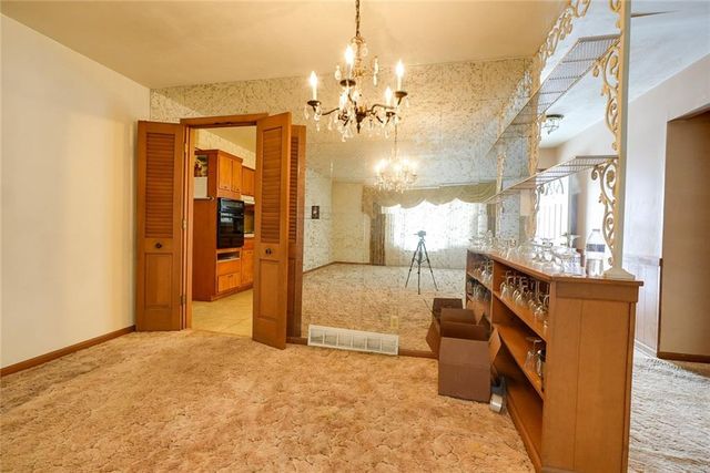 8304 Willow Way, Raytown, MO 64138