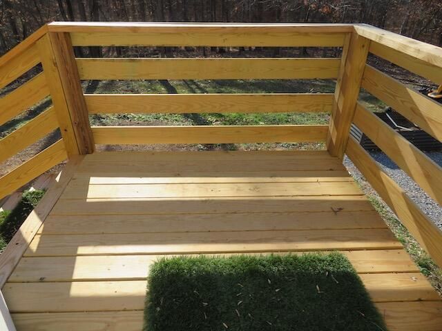 715 Mountain Meadow DR, Vinton, VA 24179