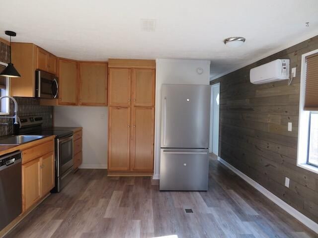 715 Mountain Meadow DR, Vinton, VA 24179