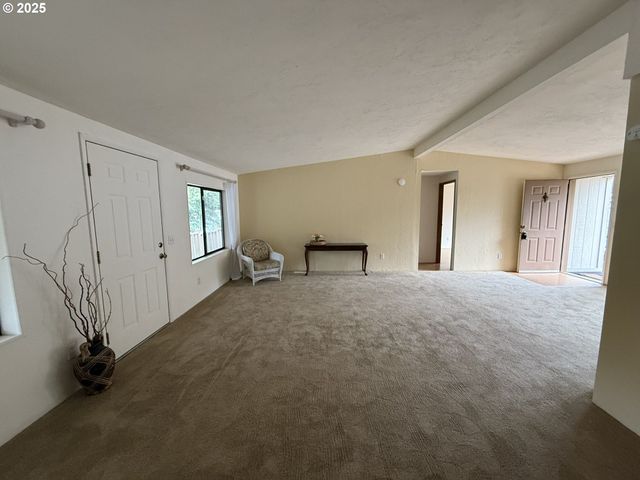 100 RIVER BEND Rd 25, Reedsport, OR 97467