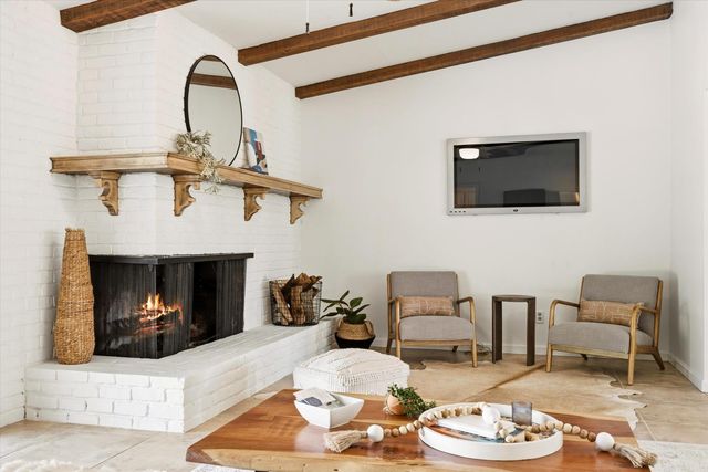 2725 Morley Way, Sacramento, CA 95864