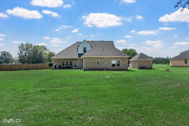 5882 Sunset Trace Drive, Keithville, LA 71047