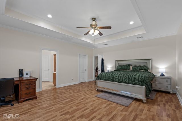 5882 Sunset Trace Drive, Keithville, LA 71047