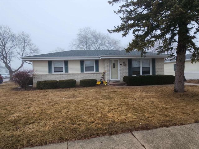 736 SYDNEY DRIVE, Racine, WI 53402