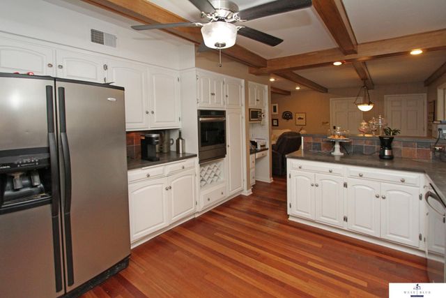 7100 Lincolnshire Road, Lincoln, NE 68506