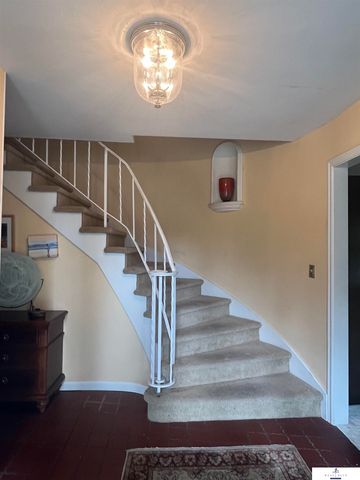 7100 Lincolnshire Road, Lincoln, NE 68506