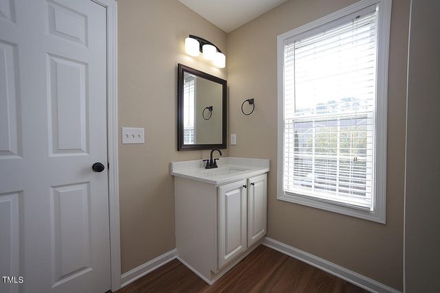 2742 Andover Glen Road, Raleigh, NC 27604