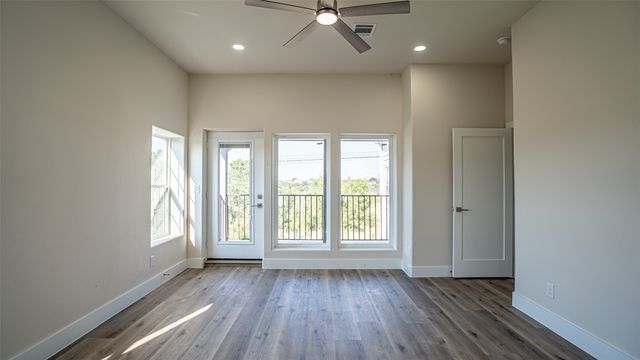 5426 Van Horn Drive, Granbury, TX 76048