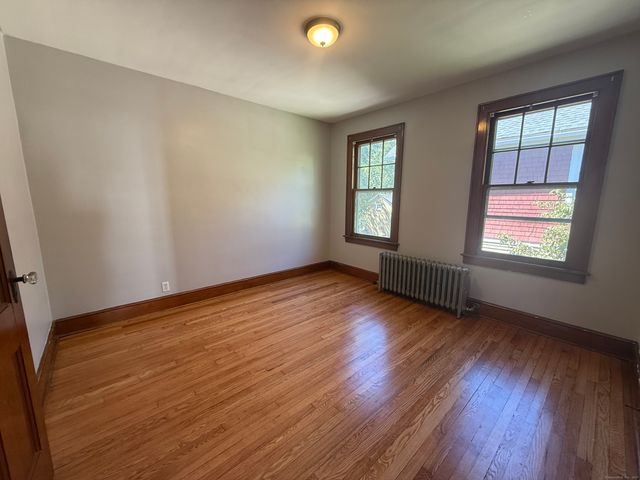 30 York Street 2, Waterbury, CT 06704