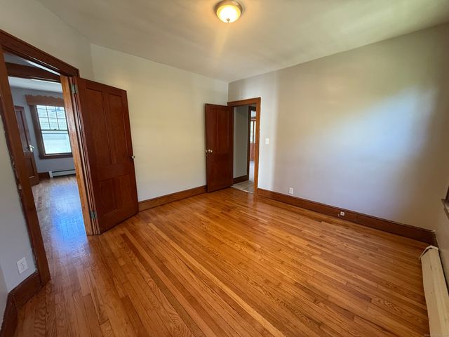 30 York Street 2, Waterbury, CT 06704