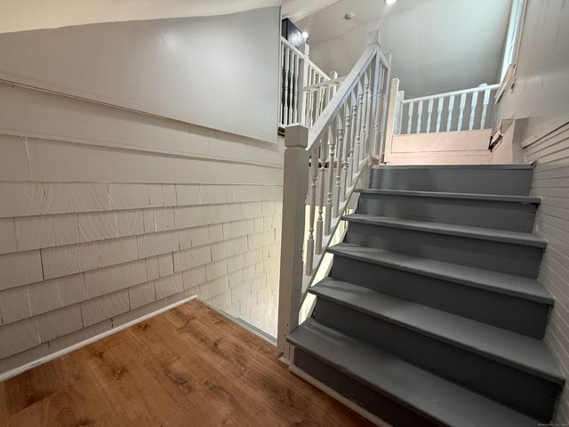 30 York Street 2, Waterbury, CT 06704