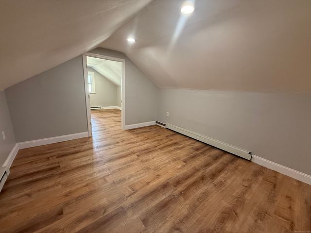 30 York Street 2, Waterbury, CT 06704