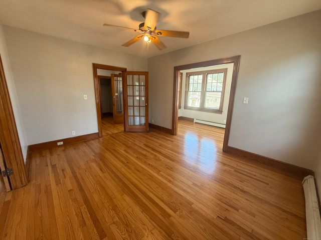 30 York Street 2, Waterbury, CT 06704