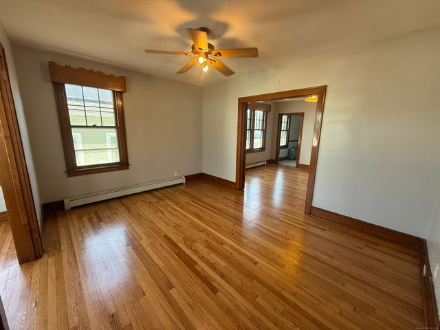 30 York Street 2, Waterbury, CT 06704