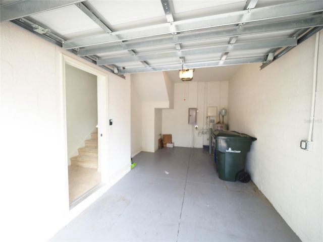 3617 PARKRIDGE CIRCLE 11-202, Sarasota, FL 34243
