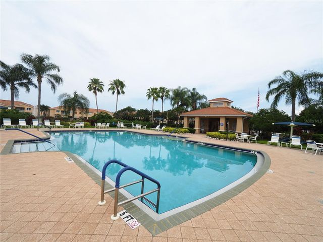 3617 PARKRIDGE CIRCLE 11-202, Sarasota, FL 34243
