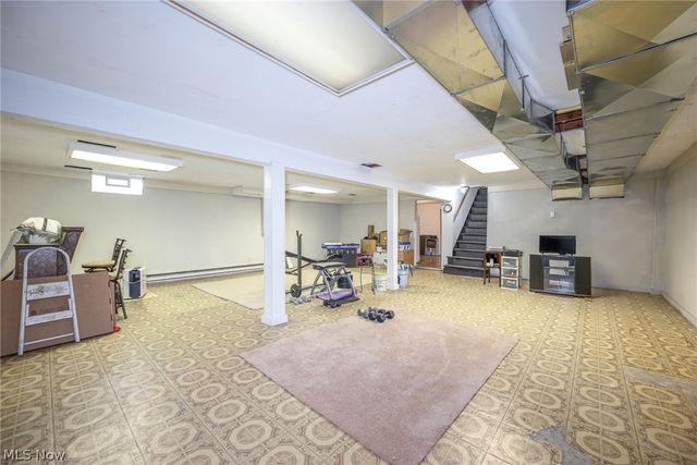 5941 Stow Road, Hudson, OH 44236