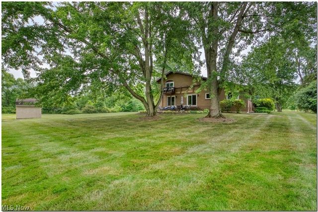5941 Stow Road, Hudson, OH 44236