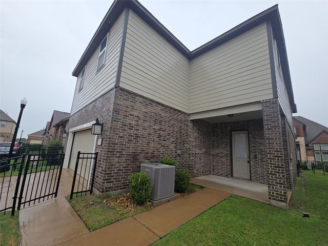 18306 Median Hills Court, Cypress, TX 77433