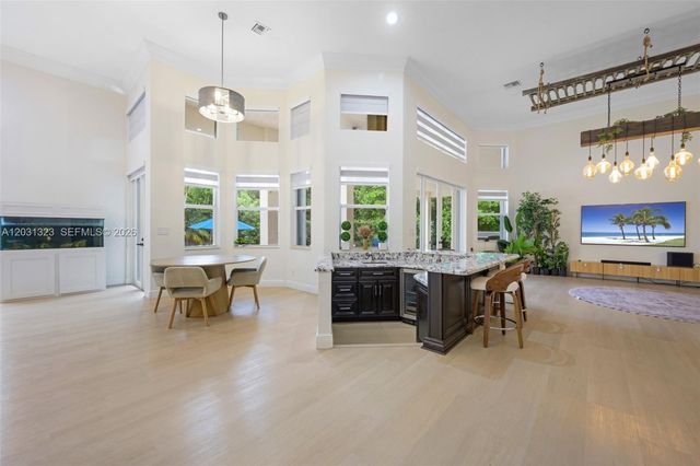 10961 SW 31st Street, Davie, FL 33328
