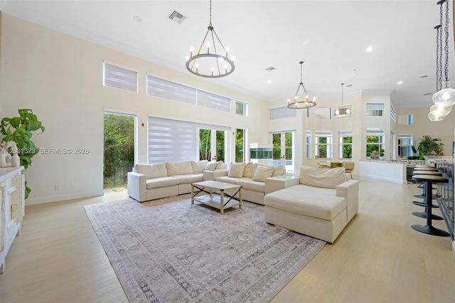 10961 SW 31st Street, Davie, FL 33328
