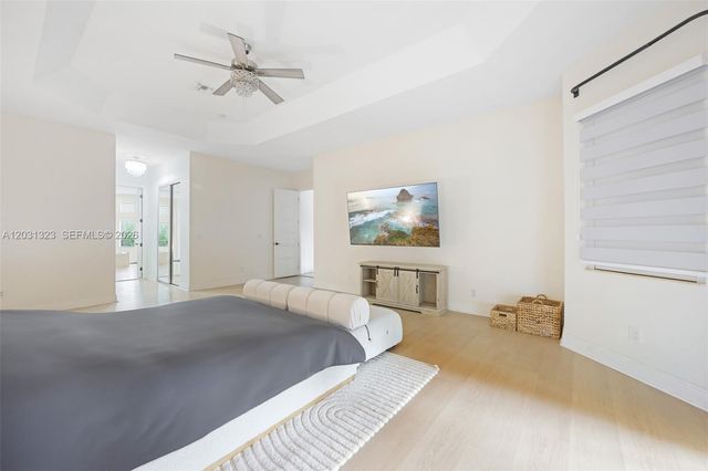 10961 SW 31st Street, Davie, FL 33328