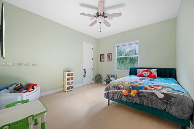 10961 SW 31st Street, Davie, FL 33328