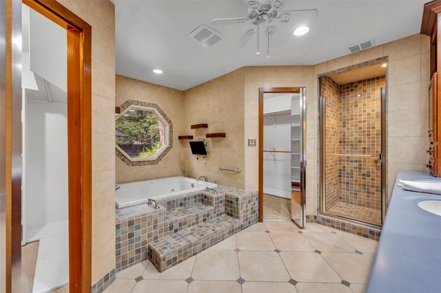 1001 VERSAILLES COURT, Maitland, FL 32751