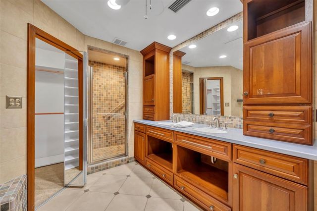 1001 VERSAILLES COURT, Maitland, FL 32751