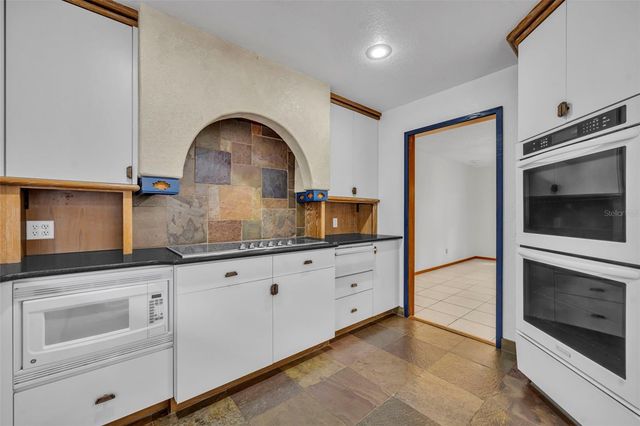 1001 VERSAILLES COURT, Maitland, FL 32751