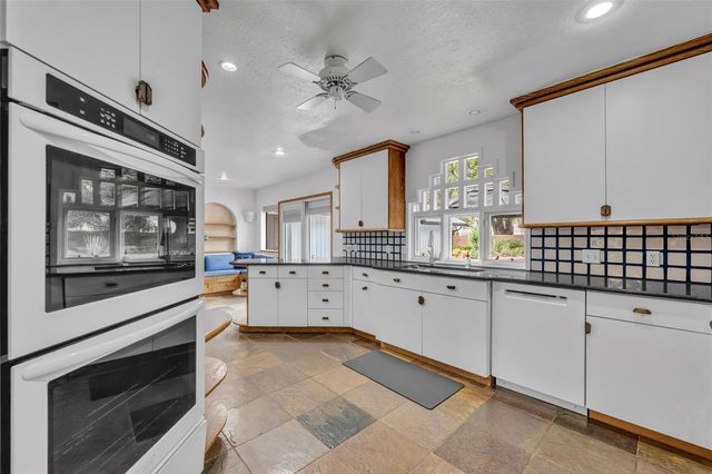 1001 VERSAILLES COURT, Maitland, FL 32751