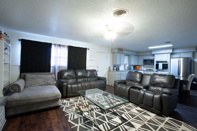 5426 9th Street, Lubbock, TX 79416