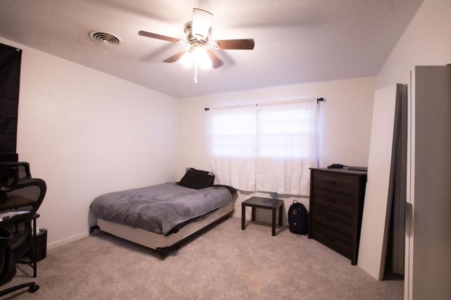 5426 9th Street, Lubbock, TX 79416