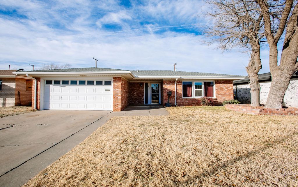 5426 9th Street, Lubbock, TX 79416