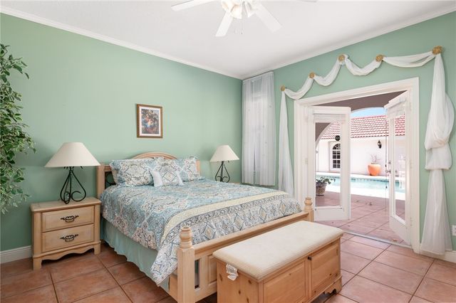 6730 69th Street, Vero Beach, FL 32967