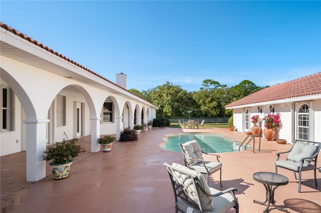 6730 69th Street, Vero Beach, FL 32967