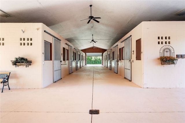 6730 69th Street, Vero Beach, FL 32967